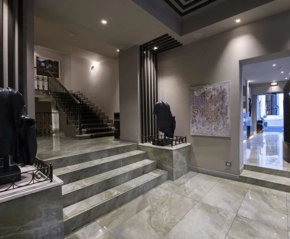 Hotel 77 Seventy-seven